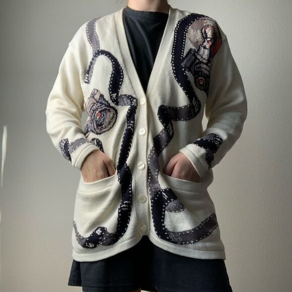 Vintage Camera Cardigan - Picture 2 of 14